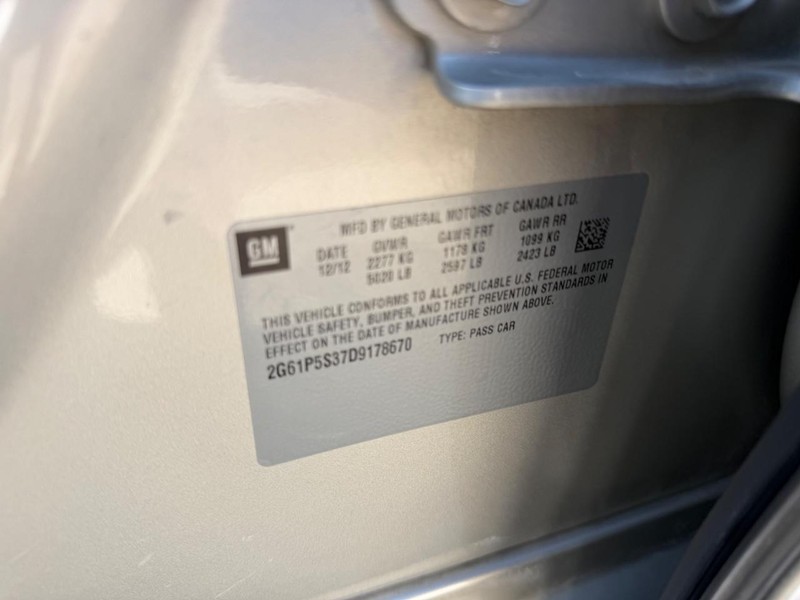 Cadillac XTS Vehicle Full-screen Gallery Image 21