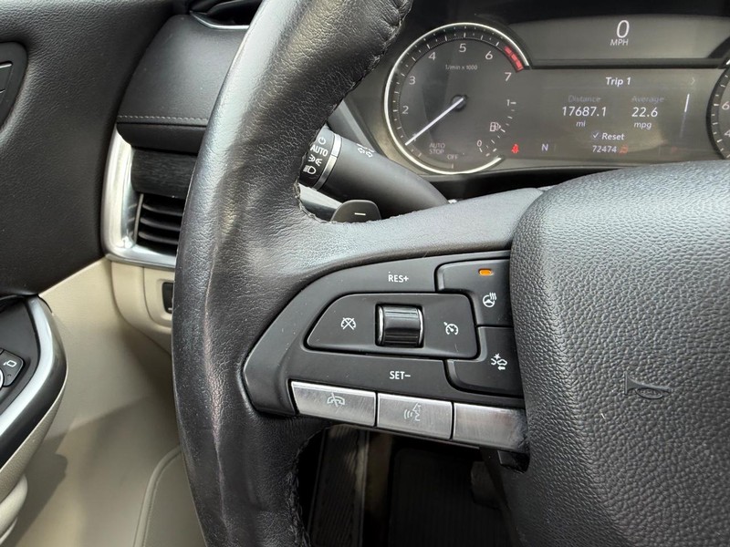 Cadillac XT4 Vehicle Full-screen Gallery Image 12