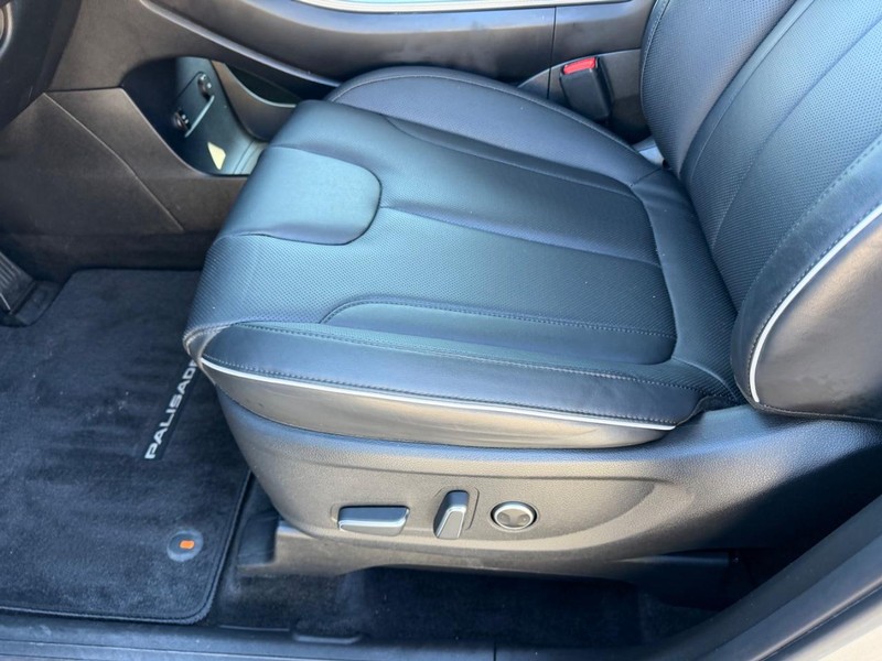 Hyundai Palisade Vehicle Full-screen Gallery Image 20