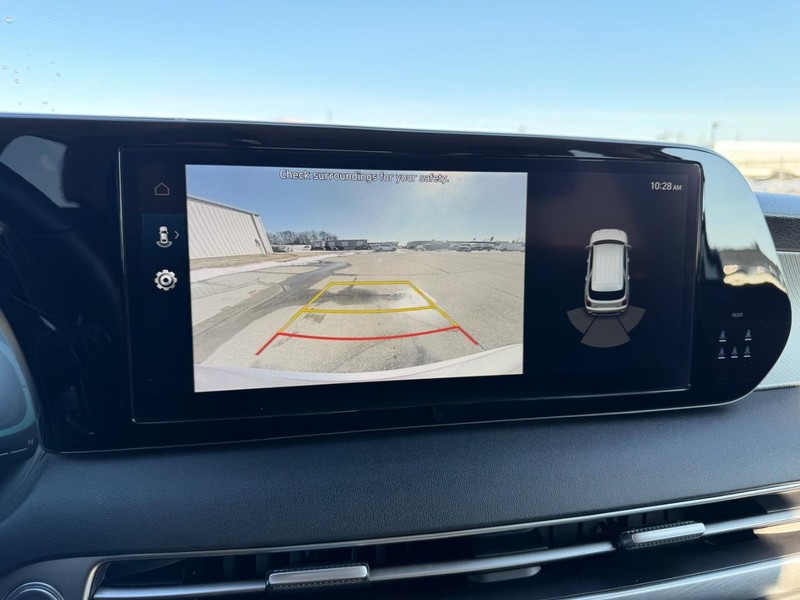 Hyundai Palisade Vehicle Full-screen Gallery Image 22