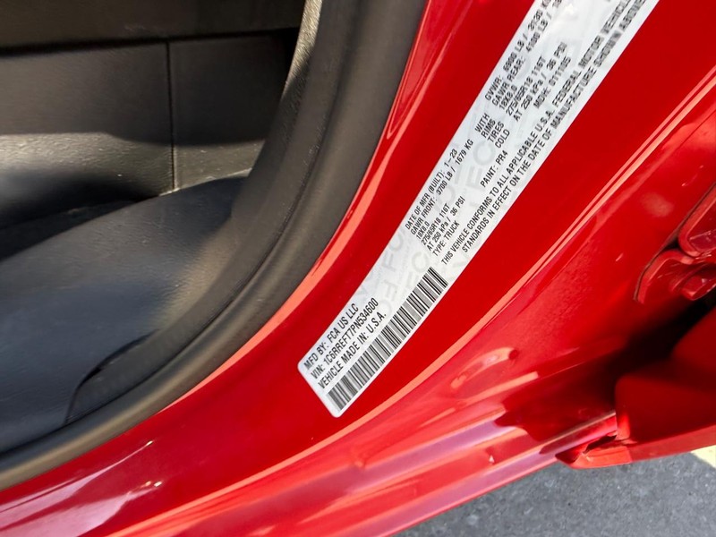 Ram 1500 Vehicle Full-screen Gallery Image 20