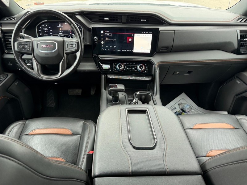 GMC Sierra 1500 Vehicle Full-screen Gallery Image 7