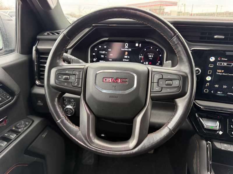 GMC Sierra 1500 Vehicle Full-screen Gallery Image 8