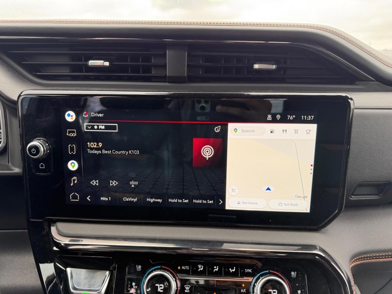 GMC Sierra 1500 Vehicle Full-screen Gallery Image 11