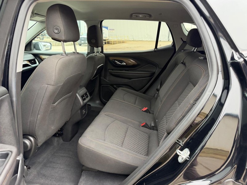 GMC Terrain Vehicle Full-screen Gallery Image 7