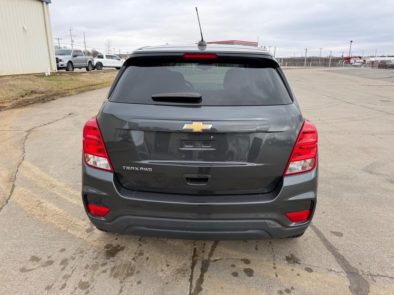 Chevrolet Trax Vehicle Full-screen Gallery Image 4