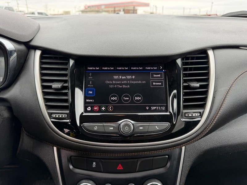 Chevrolet Trax Vehicle Full-screen Gallery Image 12