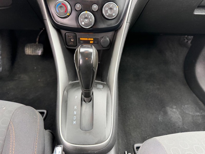 Chevrolet Trax Vehicle Full-screen Gallery Image 14