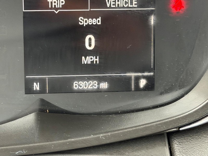 Chevrolet Trax Vehicle Full-screen Gallery Image 18