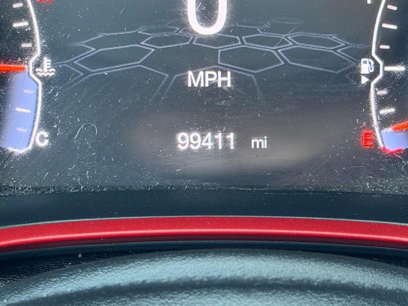 Jeep Compass Vehicle Full-screen Gallery Image 18