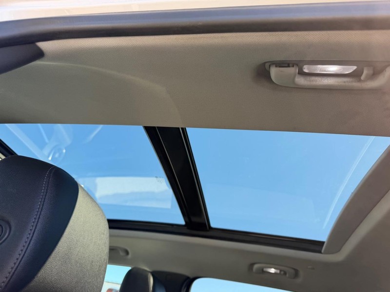 Chevrolet Blazer Vehicle Full-screen Gallery Image 09