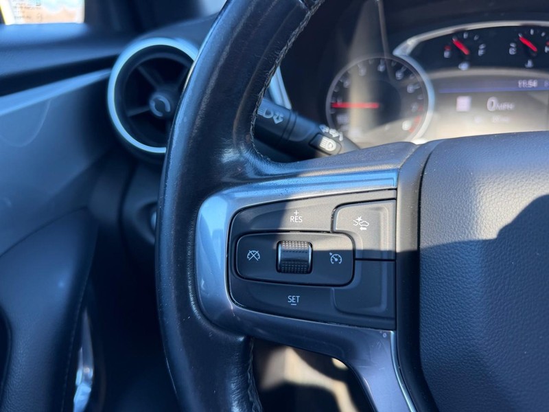 Chevrolet Blazer Vehicle Full-screen Gallery Image 12