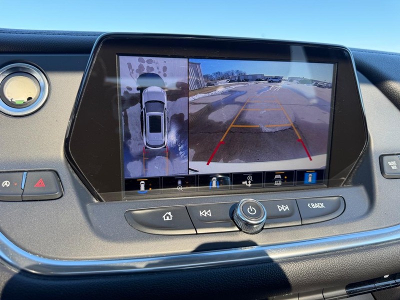 Chevrolet Blazer Vehicle Full-screen Gallery Image 21