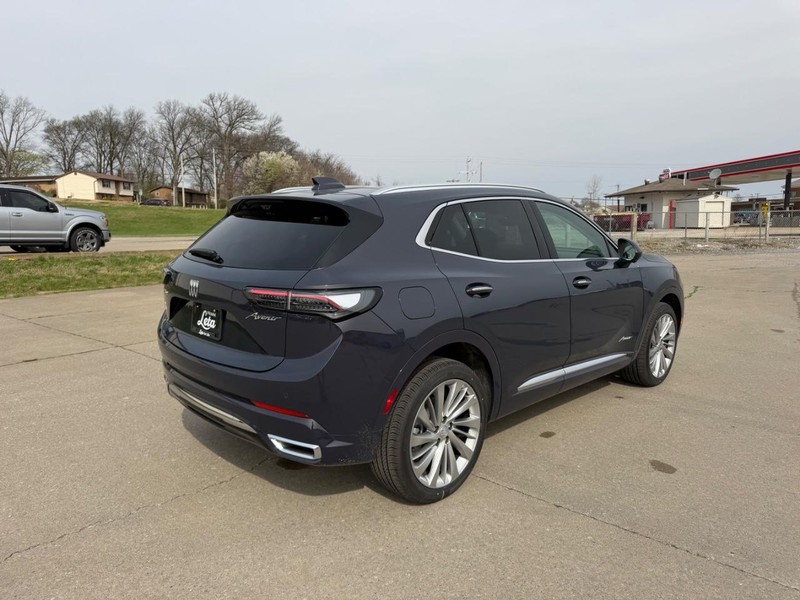 Buick Envision Vehicle Full-screen Gallery Image 3