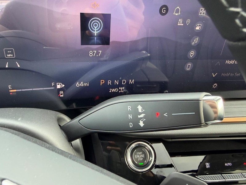 Buick Envision Vehicle Full-screen Gallery Image 14