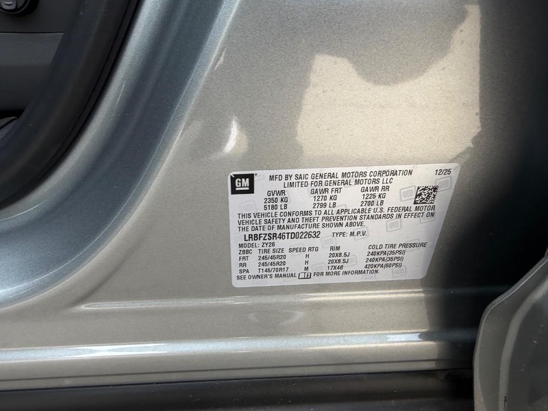 Buick Envision Vehicle Full-screen Gallery Image 23