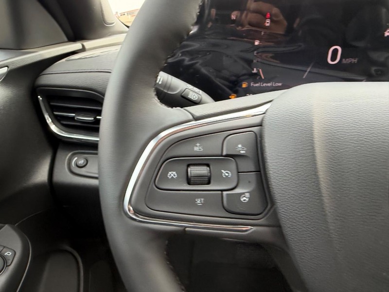 Buick Envista Vehicle Full-screen Gallery Image 10