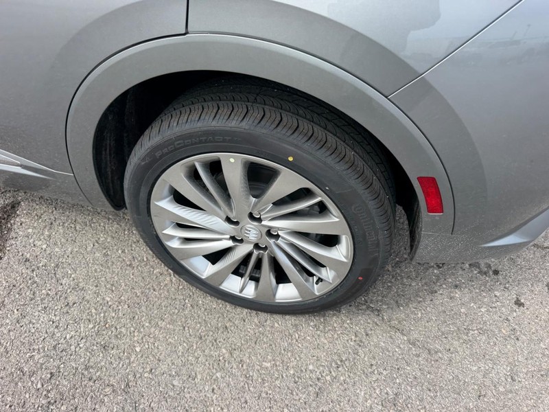 Buick Envision Vehicle Full-screen Gallery Image 7