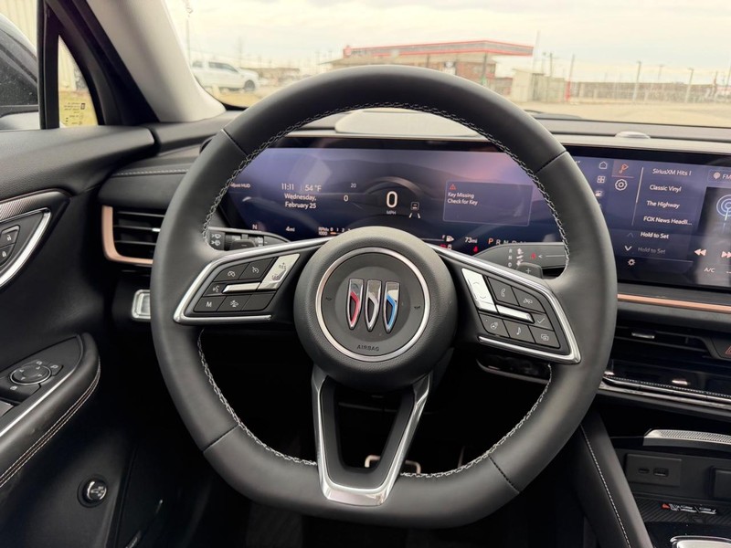 Buick Envision Vehicle Full-screen Gallery Image 11