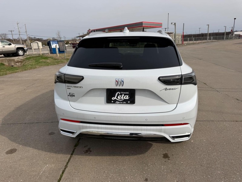 Buick Envision Vehicle Full-screen Gallery Image 4