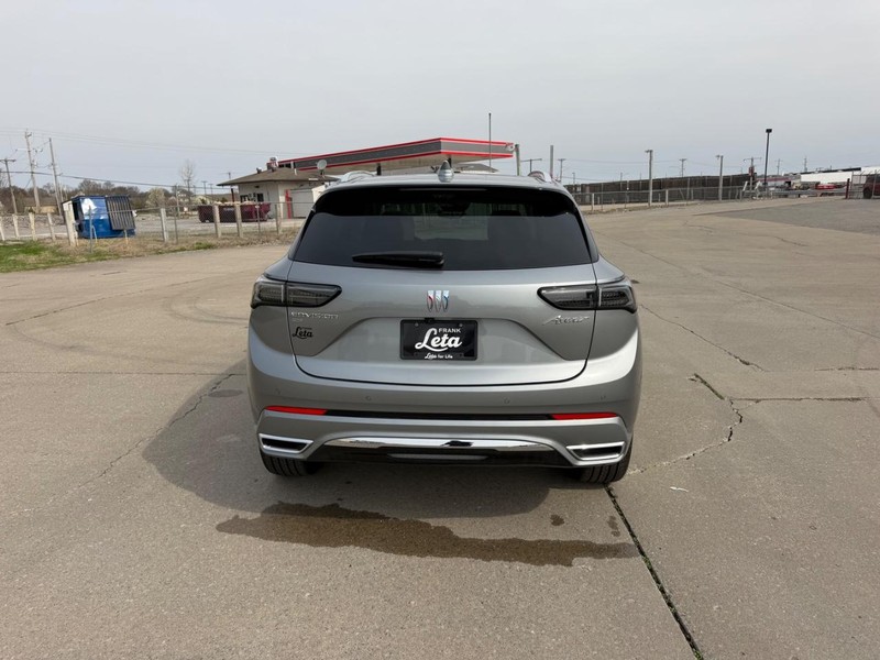 Buick Envision Vehicle Full-screen Gallery Image 4