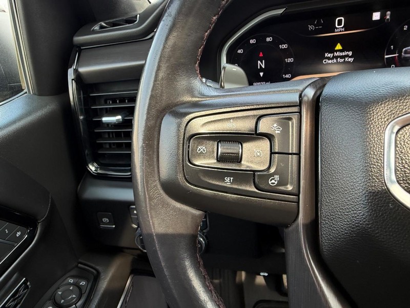 GMC Sierra 1500 Vehicle Full-screen Gallery Image 11