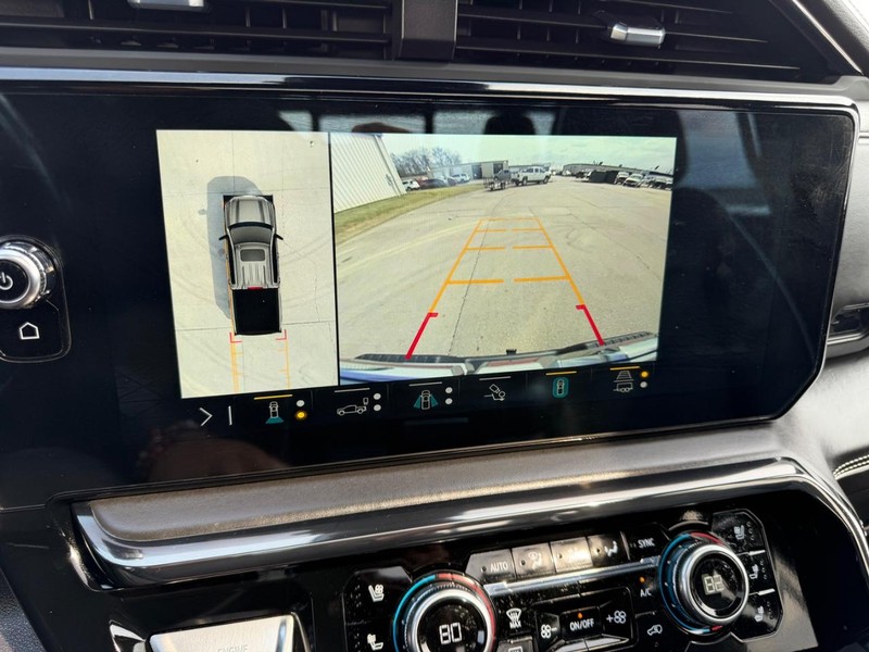 GMC Sierra 1500 Vehicle Full-screen Gallery Image 21