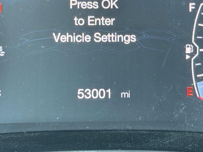 Jeep Compass Vehicle Full-screen Gallery Image 18