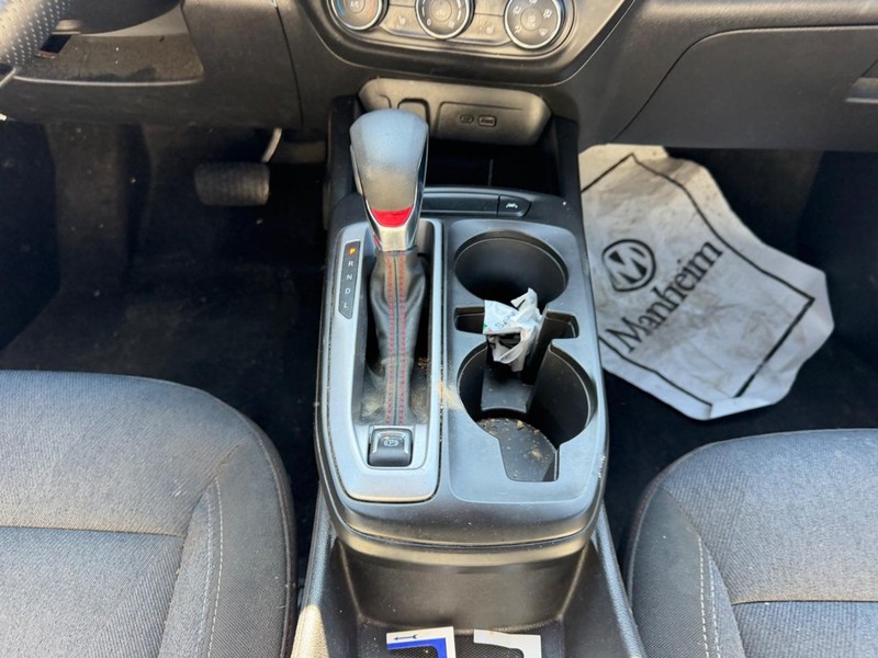 Chevrolet Trax Vehicle Full-screen Gallery Image 14