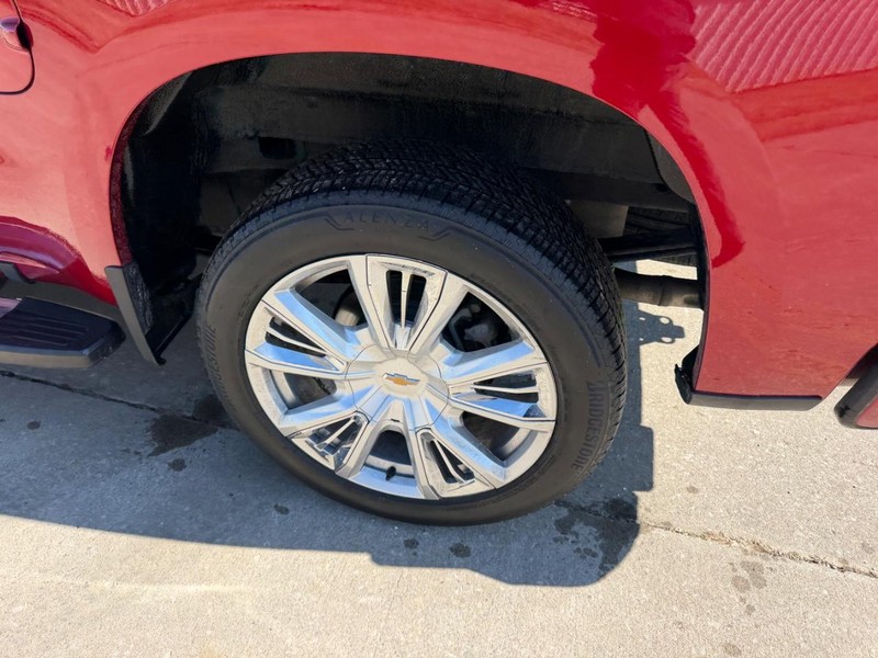 Chevrolet Silverado 1500 Vehicle Full-screen Gallery Image 6