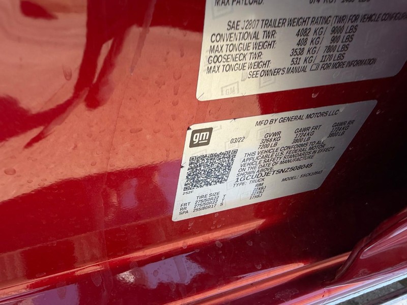 Chevrolet Silverado 1500 Vehicle Full-screen Gallery Image 22