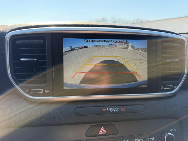 Kia Sportage Vehicle Full-screen Gallery Image 19