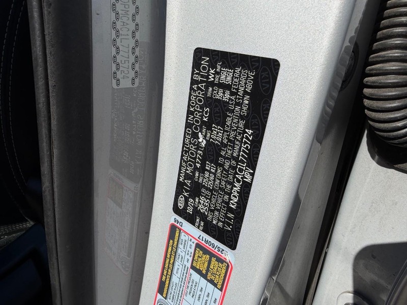 Kia Sportage Vehicle Full-screen Gallery Image 20