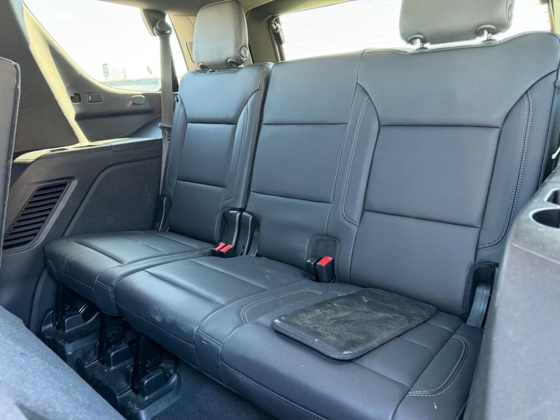 Chevrolet Tahoe Vehicle Full-screen Gallery Image 8