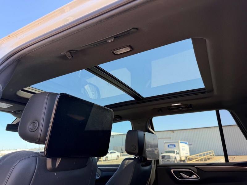 Chevrolet Tahoe Vehicle Full-screen Gallery Image 11