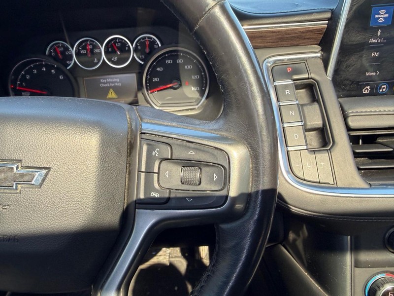 Chevrolet Tahoe Vehicle Full-screen Gallery Image 16