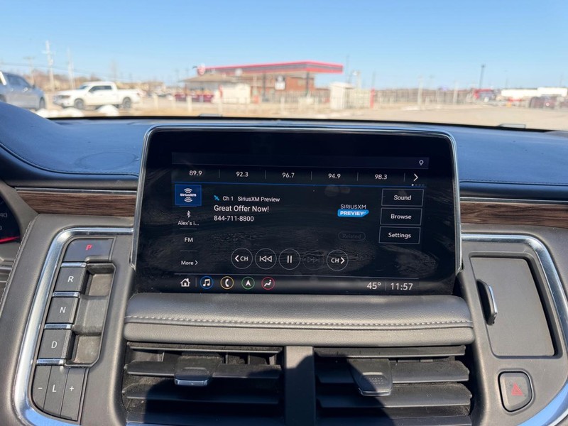 Chevrolet Tahoe Vehicle Full-screen Gallery Image 17