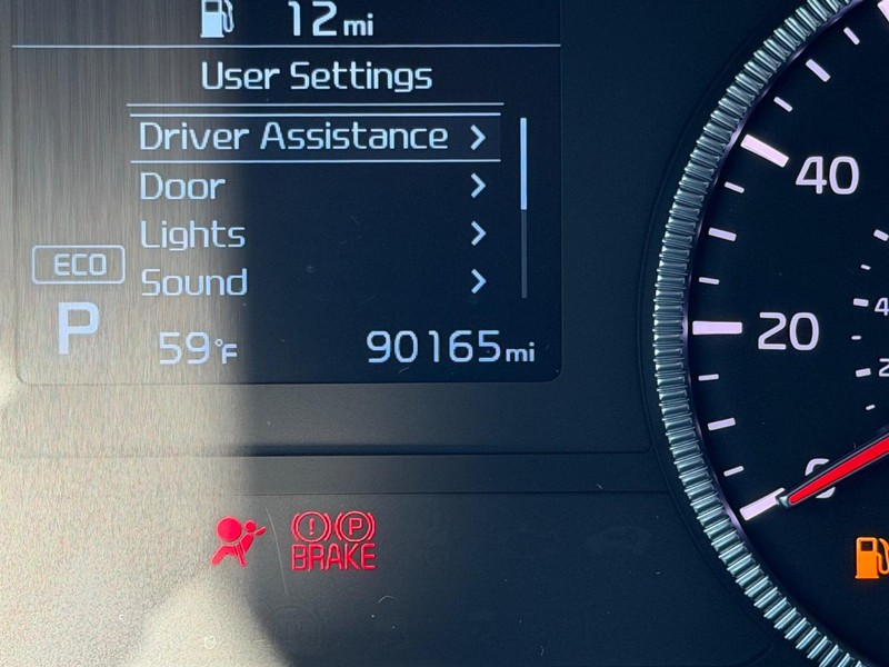 Kia Telluride Vehicle Full-screen Gallery Image 23