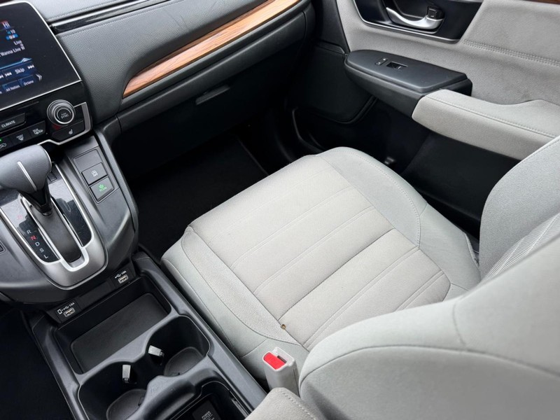 Honda CR-V Vehicle Full-screen Gallery Image 16