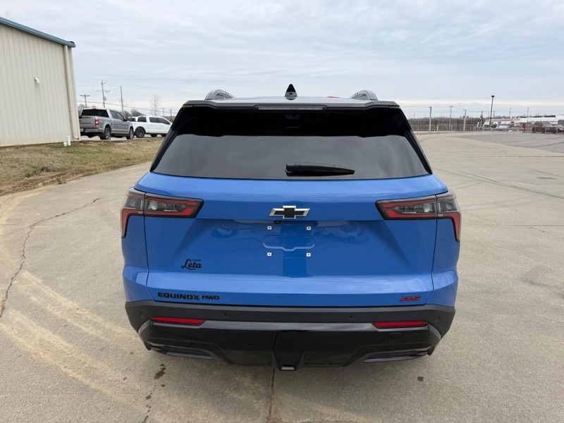 Chevrolet Equinox Vehicle Full-screen Gallery Image 04