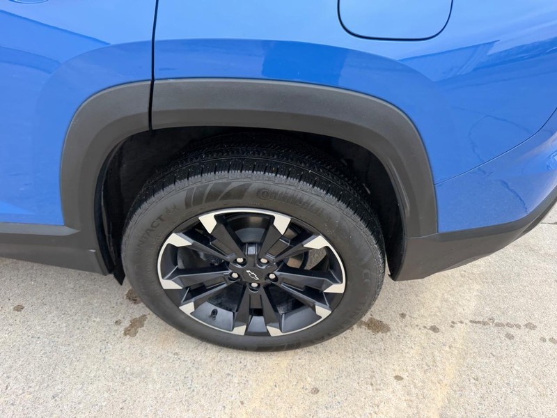 Chevrolet Equinox Vehicle Full-screen Gallery Image 07