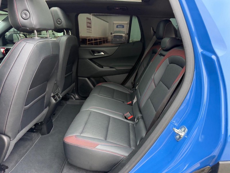 Chevrolet Equinox Vehicle Full-screen Gallery Image 08