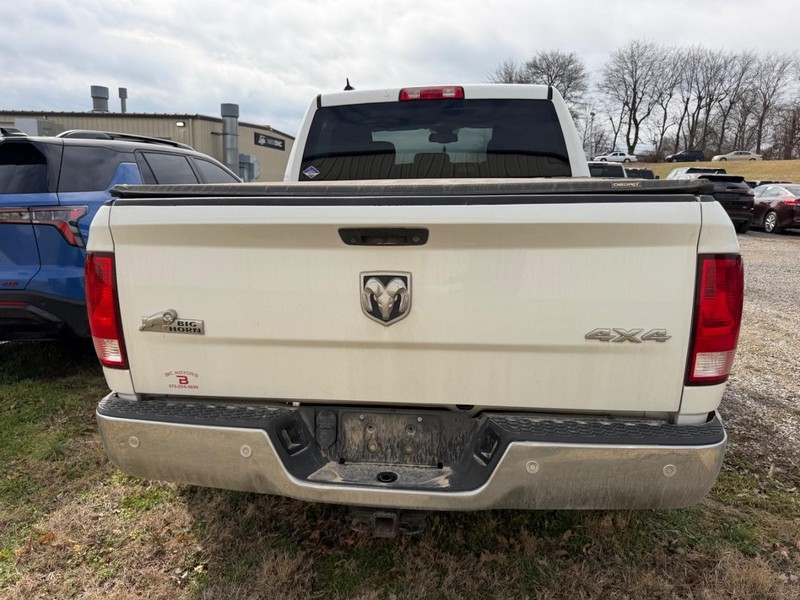 Ram 1500 Vehicle Full-screen Gallery Image 3