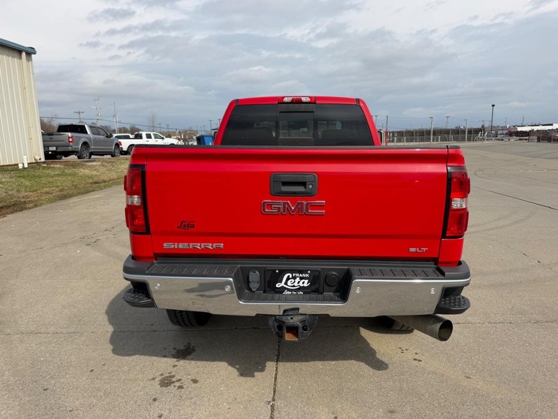 GMC Sierra 2500HD Vehicle Full-screen Gallery Image 4