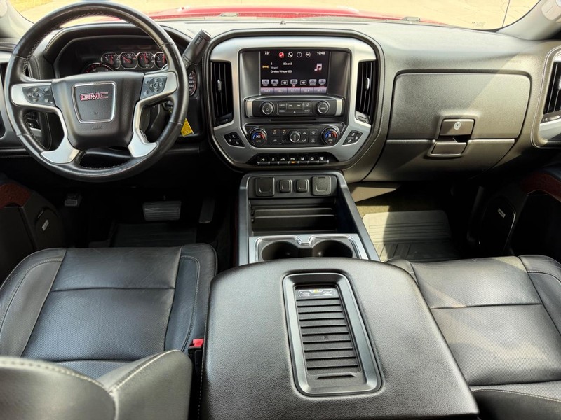 GMC Sierra 2500HD Vehicle Full-screen Gallery Image 8