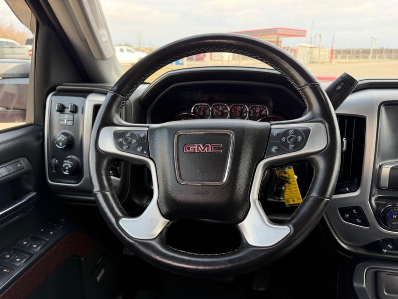 GMC Sierra 2500HD Vehicle Full-screen Gallery Image 9