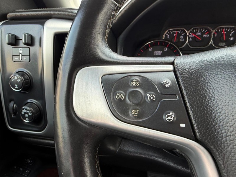 GMC Sierra 2500HD Vehicle Full-screen Gallery Image 10