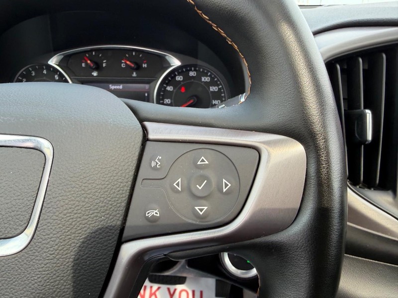 GMC Terrain Vehicle Full-screen Gallery Image 13