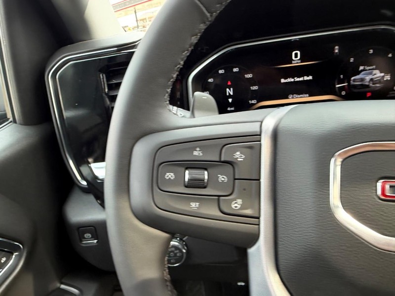 GMC Sierra 1500 Vehicle Full-screen Gallery Image 10