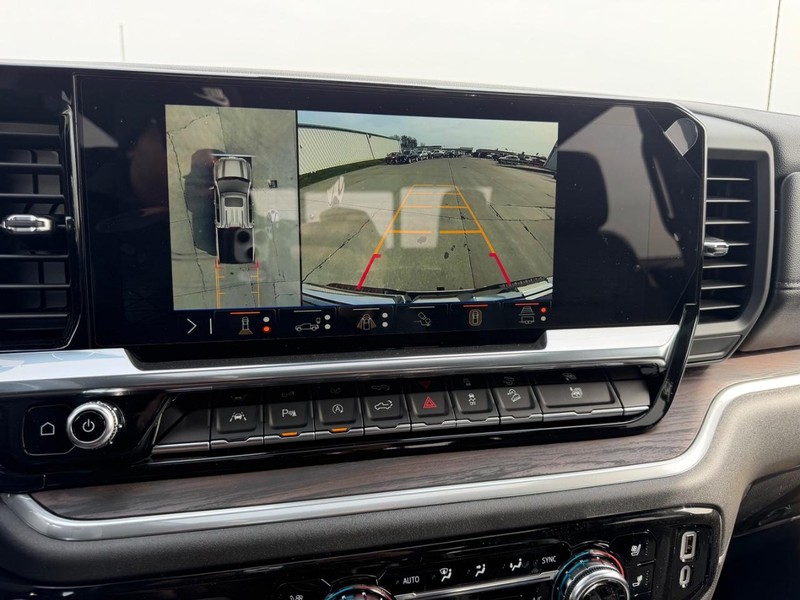 GMC Sierra 1500 Vehicle Full-screen Gallery Image 20